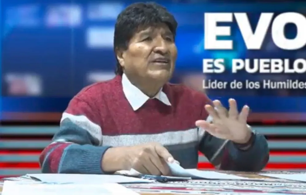 El expresidente Morales en su programa de este domingo. Foto: Captura 