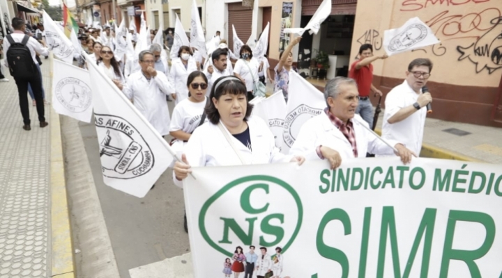  Médicos anuncian que retoman protestas contra proyecto de Ley 035, convocan a marchas en todo el país para este martes 