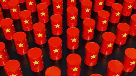 ¿Por qué China acumula "en secreto" reservas de materias primas?