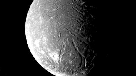 Una de las lunas de Urano podría albergar un océano
