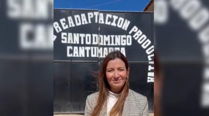 Activista Jhanisse Vaca asegura que Pumari mantiene un buen ánimo pese a injusta detención en el penal de Cantumarca