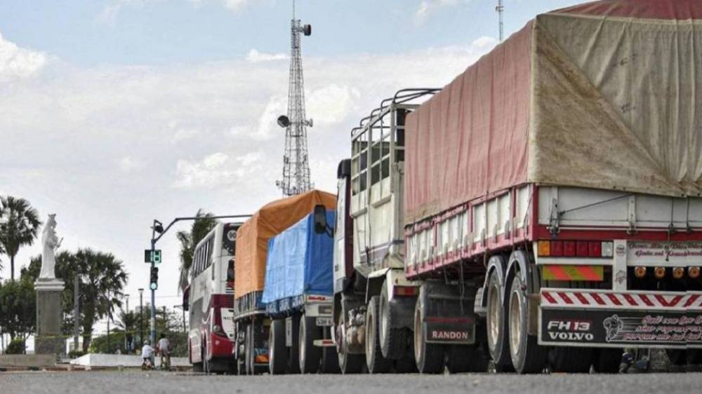Transporte pesado se moviliza: Balcázar confirma respaldo a bloqueo nacional por escasez de diésel