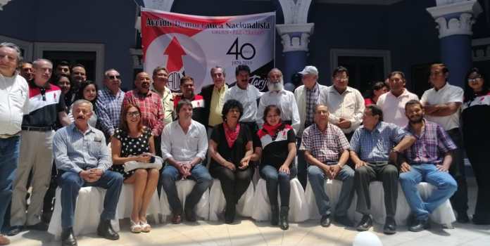 Una de las últimas reuniones de ADN en Tarija.