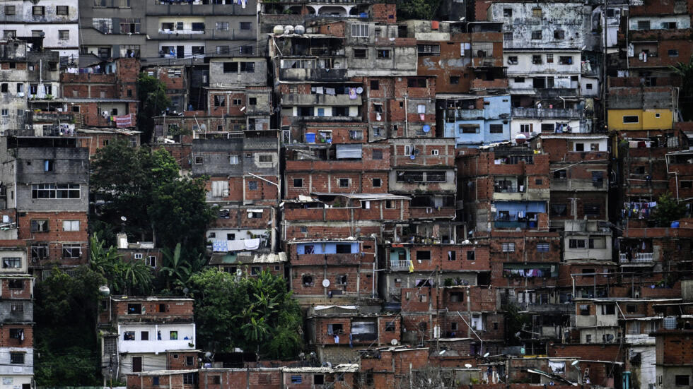 Le bidonville de Petare, dans l'est de Caracas, dont proviennent nombre de manifestants opposés à la réélection du président Nicolas Maduro pour un troisième mandat, le 1er août 2024.