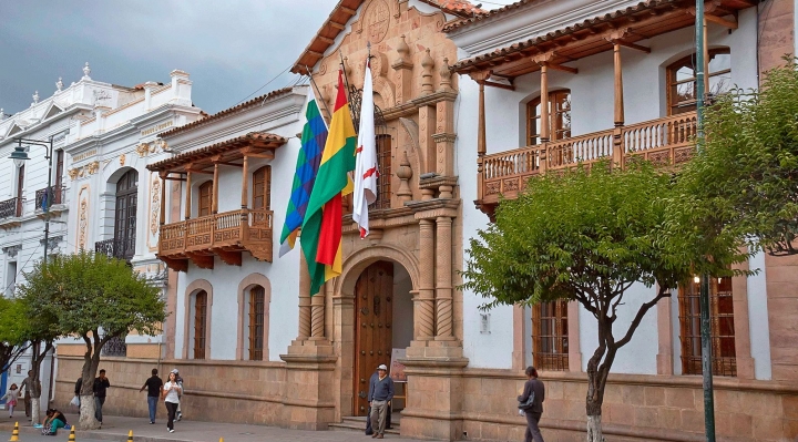 Este lunes, artistas de todo el país ofrecen una serenata en Sucre por los 199 años de Bolivia