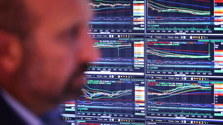 Wall Street abre con fuertes caídas en sus principales índices