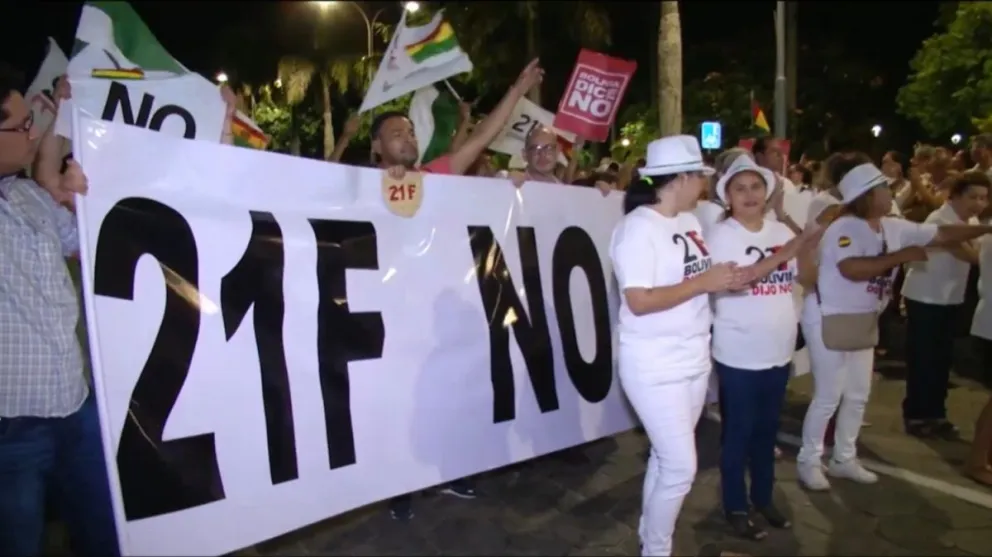 Una marcha recordando el 21F en Santa Cruz. Foto: Red Uno