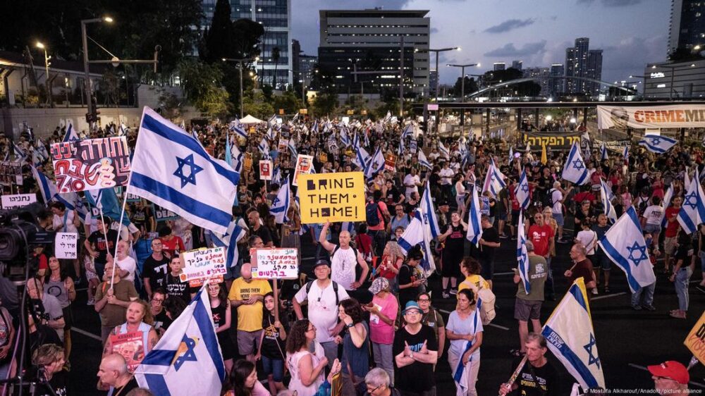 Manifestación en Tel Aviv por la liberación de los rehenes israelíes secuestrados por Hamás.