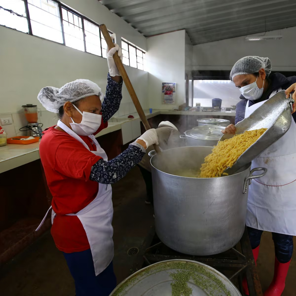 Restaurantes y pensiones en San Ignacio ajustan tarifas ante la crisis de insumos