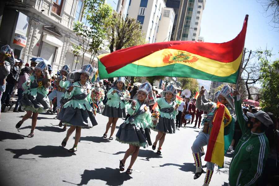 Culturas aclara que Unesco considerará el tema de apropiación de danzas bolivianas