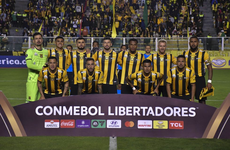 The Strongest enfrenta a Peñarol en una labor difícil 