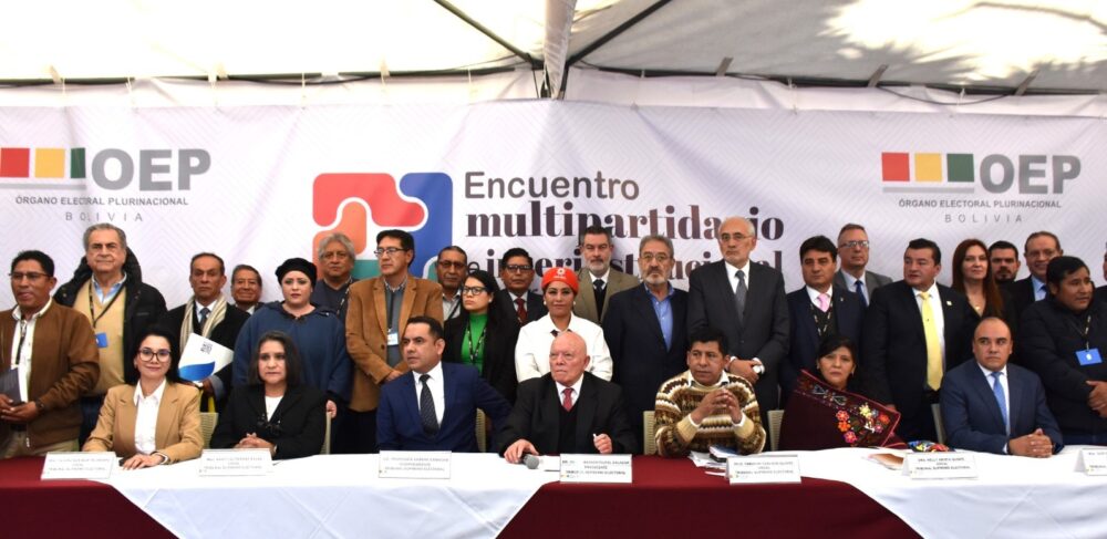 Encuentro Multipartidario acuerda la suspensión de las primarias y deja al Legislativo tramitar la ley