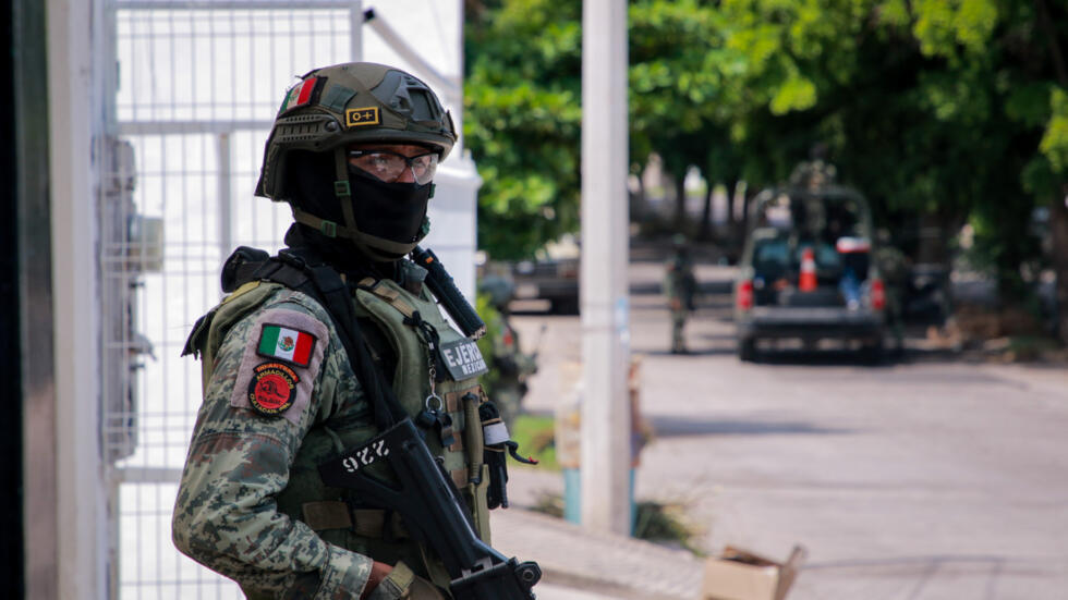 Un militar mexicano monta guardia en Culiacán, en el estado de Sinaloa, el 12 de septiembre de 2024