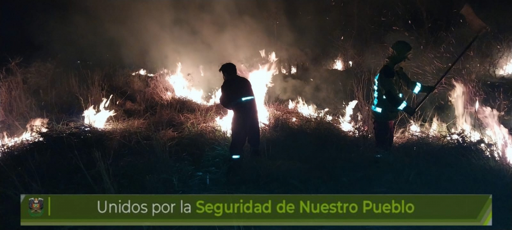 Bomberos ‘Tocopilla’ contiene incendio de alta magnitud en San Pedro II