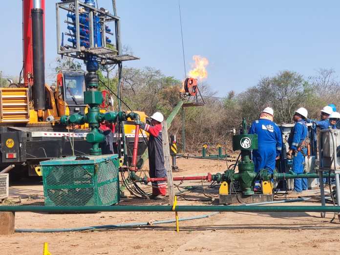 Los cívicos de las provincias quieren saber cuál el futuro del rubro hidrocarburífero.