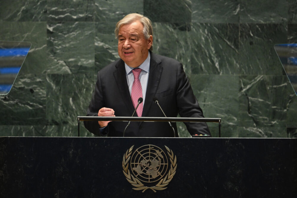 El secretario general de la ONU, Antonio Guterres, dijo que la culpa por la continuación de la violencia en el mundo no es de la ONU, sino de los países miembros