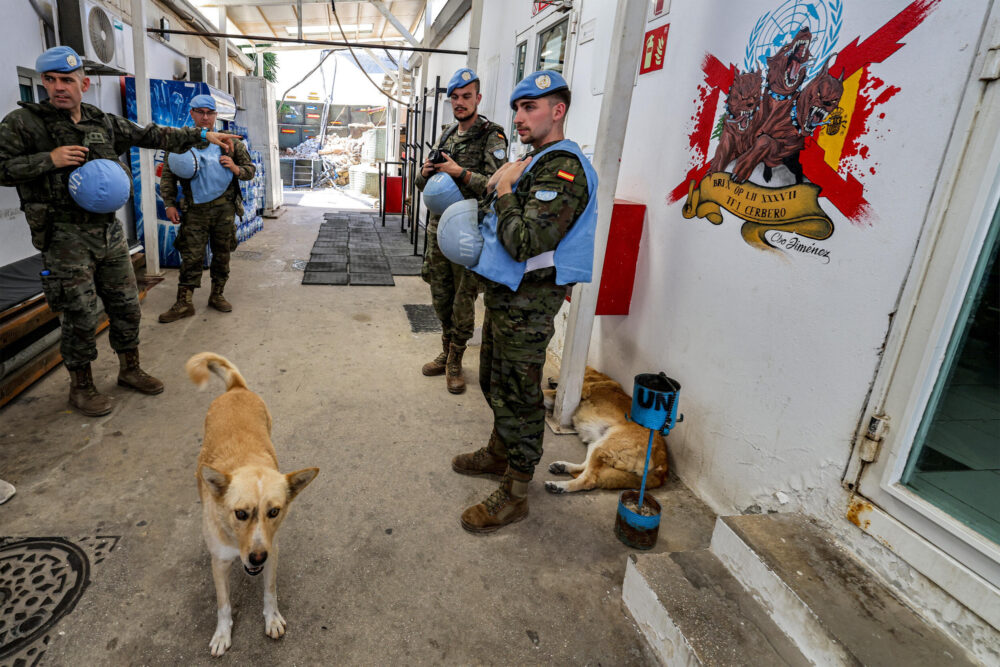 En todo el mundo, hay unos 70.000 "cascos azules" de la ONU desplegados para proteger a los civiles