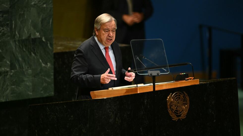 El secretario general Antonio Guterres habla ante la 79ª sesión de la Asamblea General de la ONU, el 24 de septiembre de 2024 en Nueva York