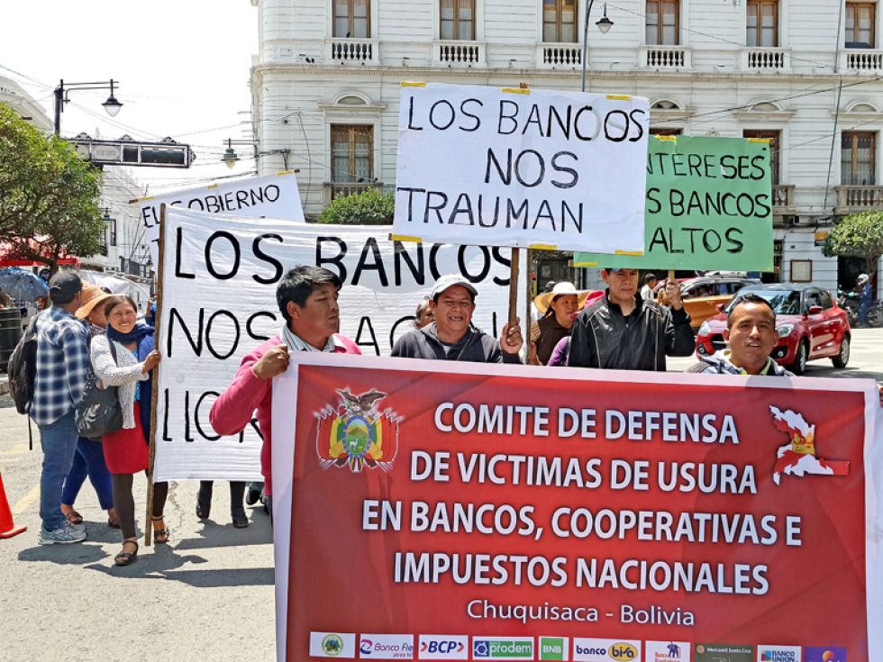 Sucre: Deudores del país marchan contra financieras