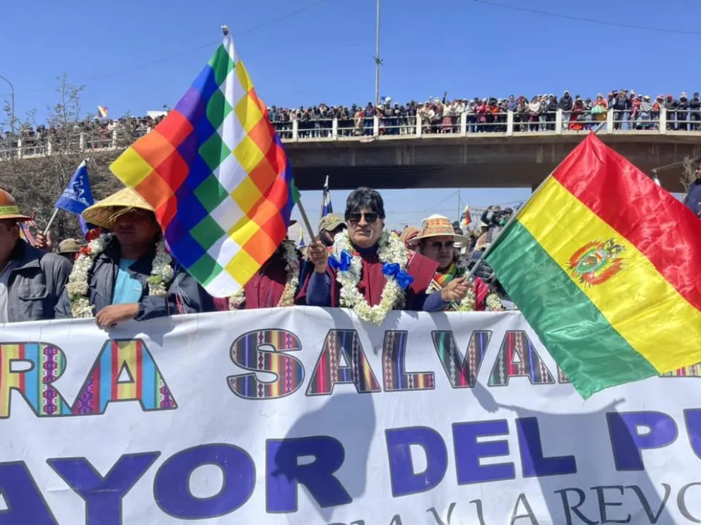 Morales durante su llegada con la marcha evista. Foto: Evo Morales (Facebook)