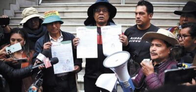 Gobierno y la Asamblea de la Alteñidad conforman tres mesas de trabajo para tratar su pliego