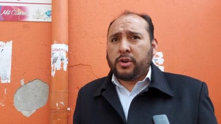 “Hay que ver el contexto de la Ley 400”: Viceministro justifica civiles con dinamitas en Plaza Murillo