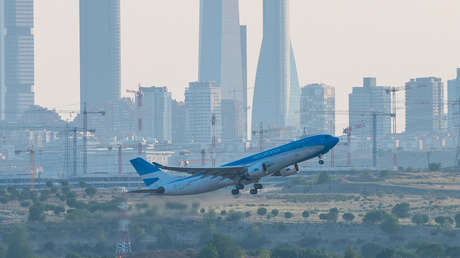 Gobierno inicia el proceso de privatización de Aerolíneas Argentinas