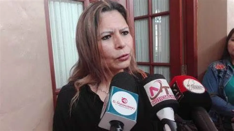 La fiscal departamental de Tarija, Sandra Gutiérrez, en una anterior rueda de prensa. Foto: La voz de Tarija.