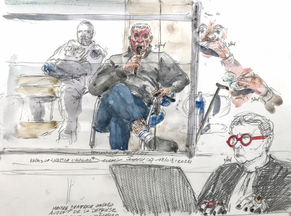 Un dibujo realizado el 17 de septiembre de 2024 en el tribunal de Aviñón (Francia) muestra a Dominique Pelicot durante una sesión del juicio por drogar a su esposa durante años para que la violaran decenas de hombres