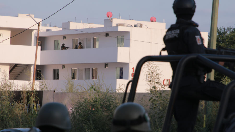 Agentes de la policía en un operativo en Culiacán (México) el 21 de septiembre de 2024.