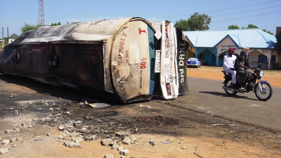 El camión sufrió un accidente en una carretera del estado de Jigawa, en el norte de Nigeria, cuando intentaba evitar colisionar con otro vehículo