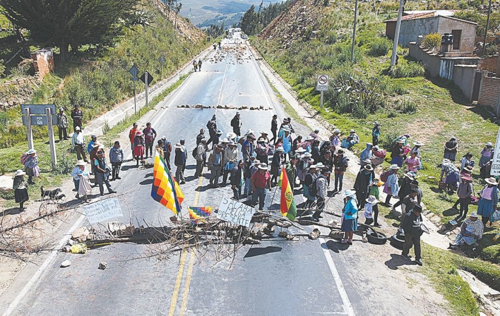 Bloqueos perjudican actividades turísticas en Tarija