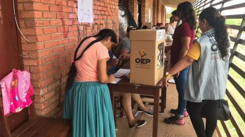 Ciudadanos votan en las elecciones de 2019. Foto: Cuenta de la OEA en X