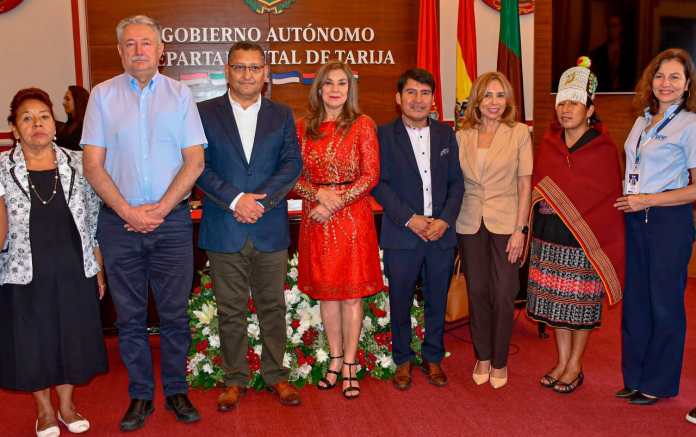 Acto protocolar sobre el Bicentenario de Bolivia.