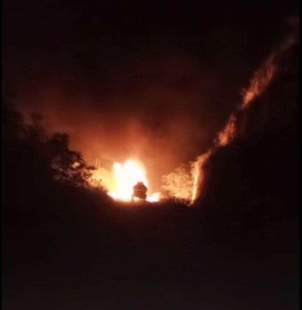 Reportan el incendio de un camión cisterna en el Chaco (Video)