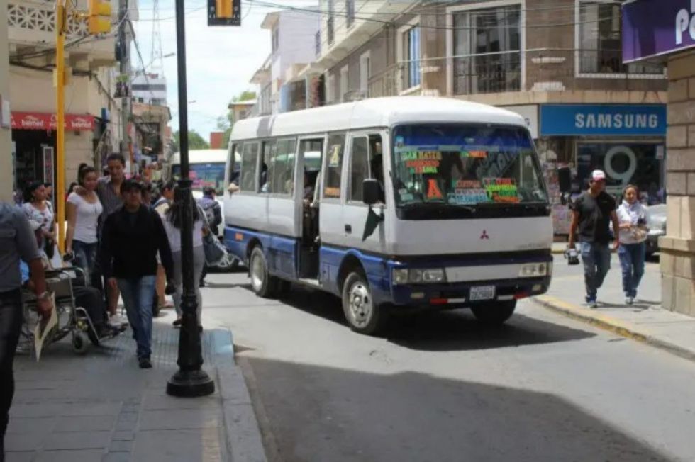 Ejecutivo de transporte asegura que el incremento de pasajes no podía dilatarse más