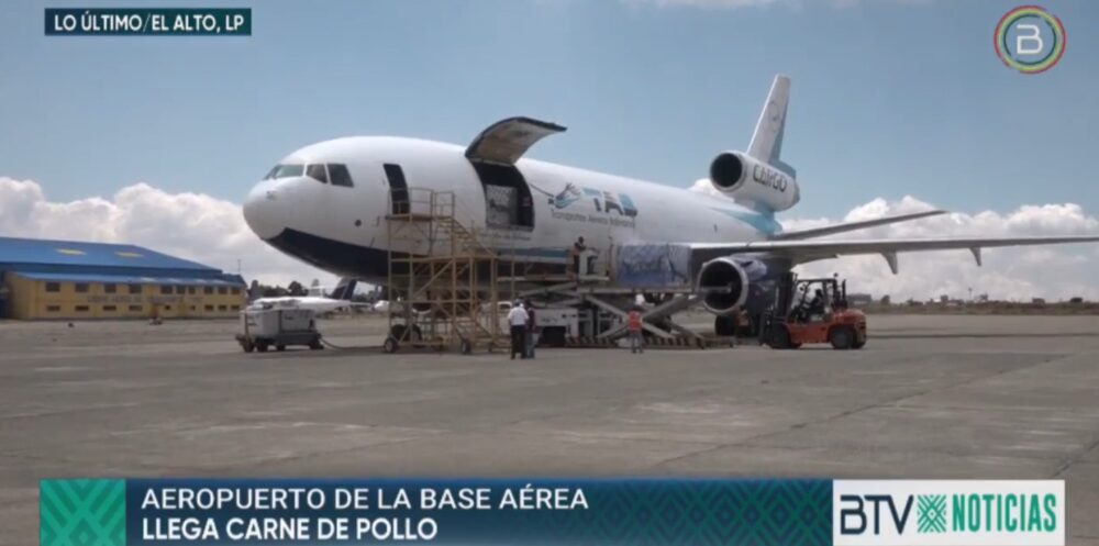 Llega a La Paz 120.000 kilos de carne de pollo y aguardan arribo de 20 toneladas de carne de res