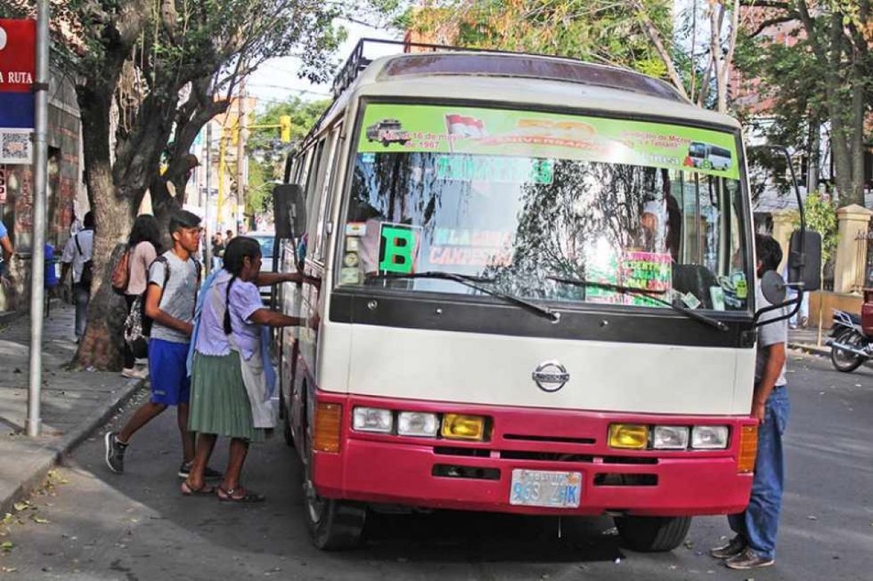 Ante anuncio de bloqueo de universitarios, el transporte no sacará sus unidades 