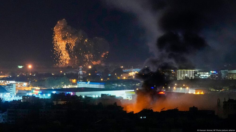 Ataques aéreos israelíes en Dahiyeh, Beirut.