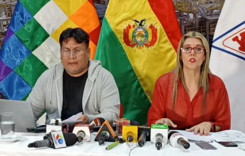 La gerente de Productos Derivados e Industrialización de Yacimientos Petrolíferos Fiscales Bolivianos (YPFB), Gabriela Delgadillo. Foto: captura