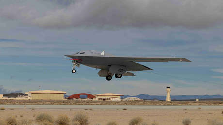 VIDEO: Captan prueba del nuevo bombardero furtivo B-21 Raider de EE.UU.