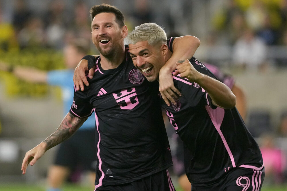 Luis Suárez y Lionel Messi celebran un gol con el Inter Miami frente a Columbus Crew el 2 de octubre de 2024