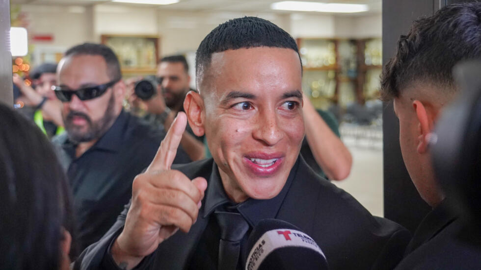 Daddy Yankee llegó al Centro Judicial de Puerto Rico el viernes 20 de diciembre para la primera audiencia de su batalla legal contra su aún esposa Mireddys González