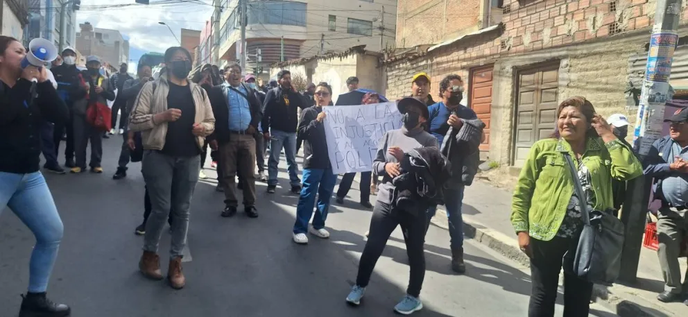 Vecinos de Cotahuma exigen la libertad del subalcalde. Foto: Subalcaldía de Cotahuma