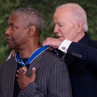 El momento para Denzel Washington. Foto: EFE