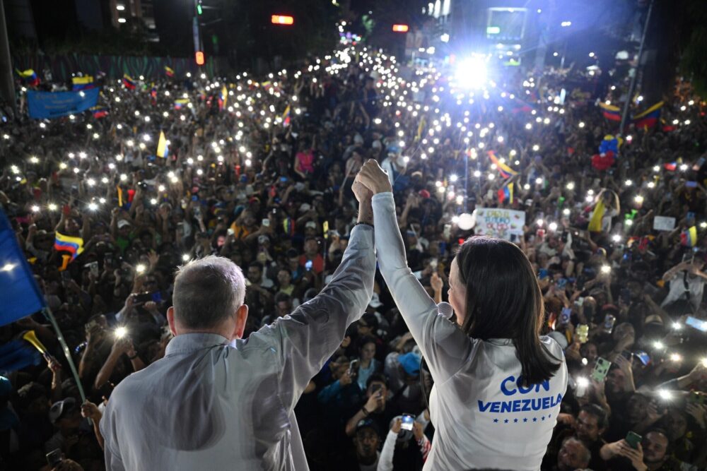 González Urrutia y Machado en el cierre de campaña en Caracas, el 25 de julio de 2024