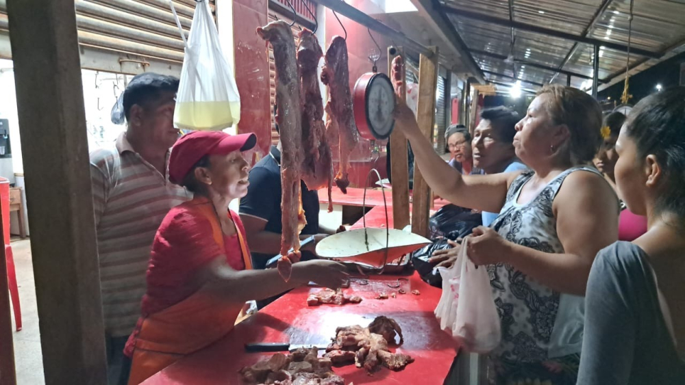 Intendenta de Trinidad alerta sobre desabastecimiento de carne de res