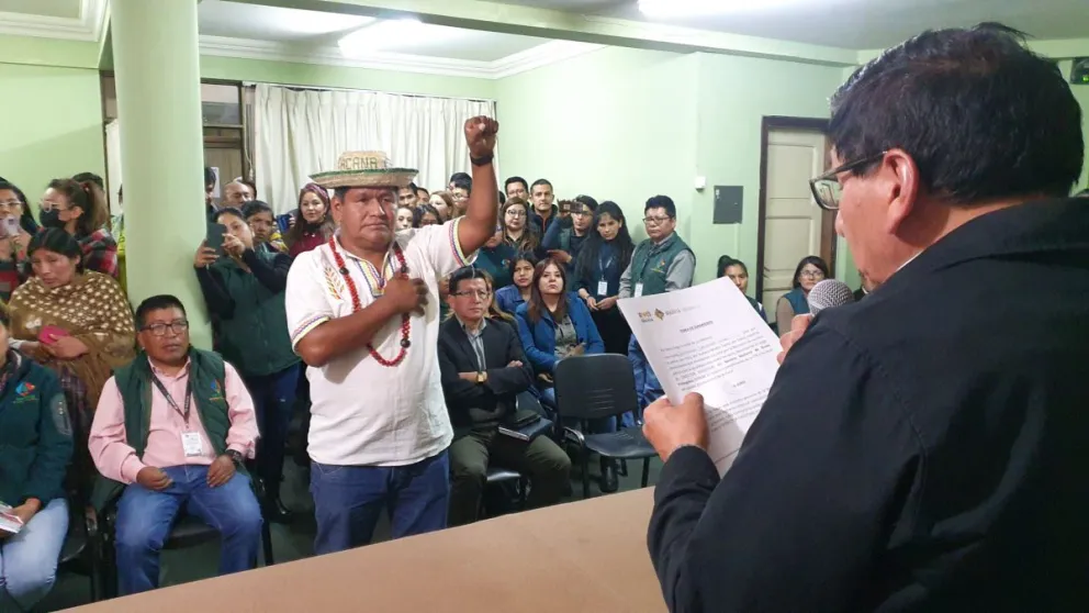 Jhonson Jiménez cuando fue posesionado como Director del Servicio Nacional de Áreas Protegidas (Sernap). Foto: Ministerio de Medio Ambiente