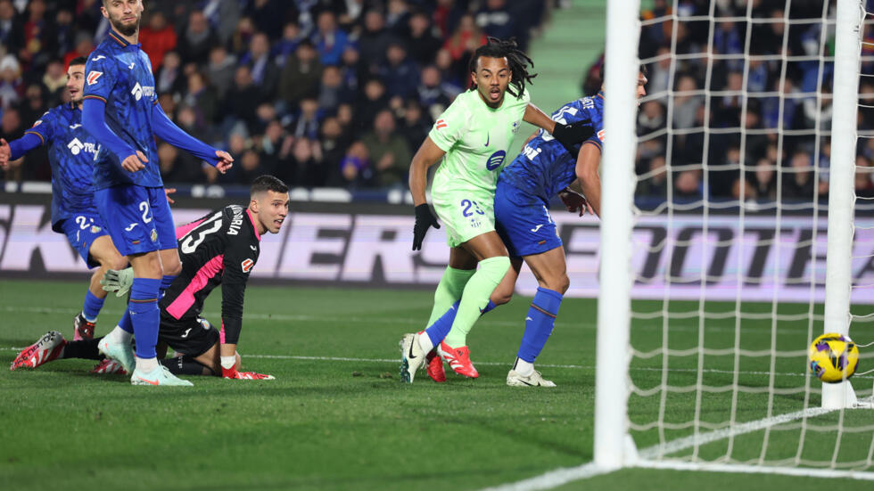 El defensa francés del Barcelona, Jules Koundé, marcó el primer gol del partido ante el Getafe, el 18 de enero de 2025