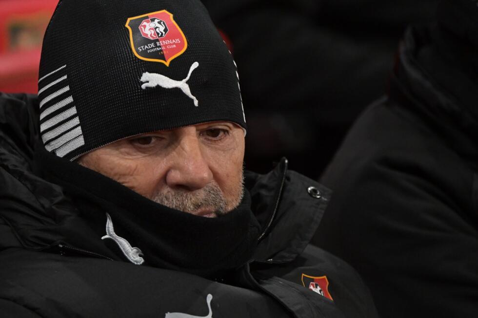 El entrenador argentino del Rennes, Jorge Sampaoli, durante la derrota ante el Brest en la Ligue 1. En Rennes (oeste de Francia), el 18 de enero de 2025